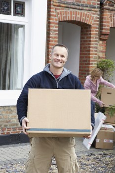 Local house movers helping a family move in Ruxley