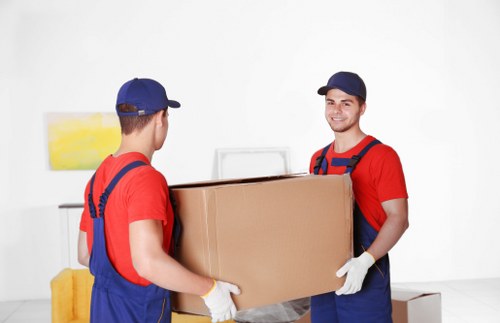 Moving van service for home relocations in Ruxley
